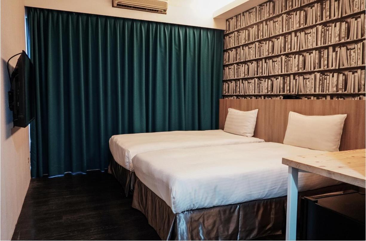 Talmud Hotel Gongyuan Taichung Quarto foto